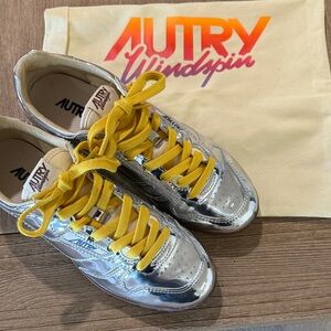 Autry Silver Windspin Sneakers with Yellow Laces Size 38 (Wmns 7.5-8) Almost new